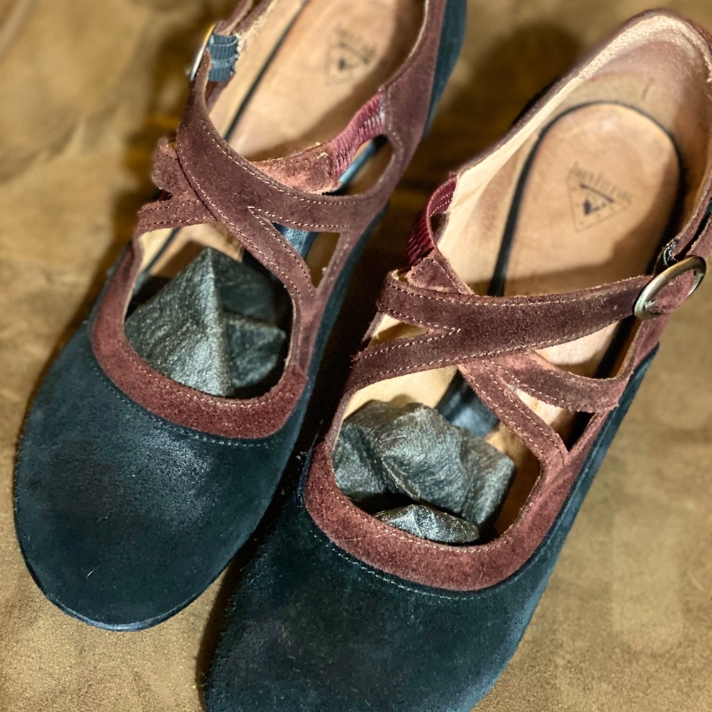 Gorgeous Fluevog Bellevue Pearl Hart